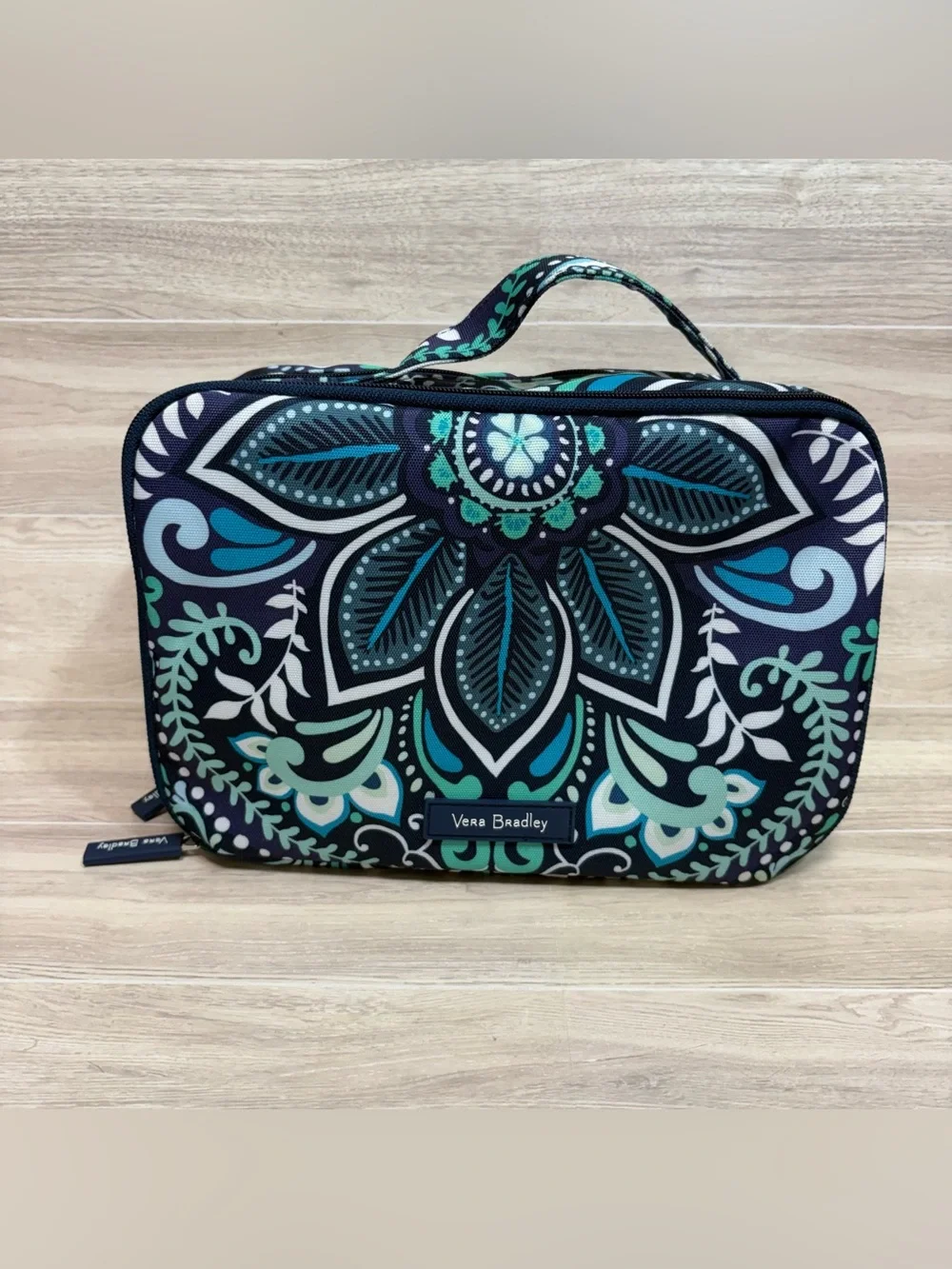 Vera Bradley Double Zip Toiletry Bag Travel Cosmetic Island Medallion